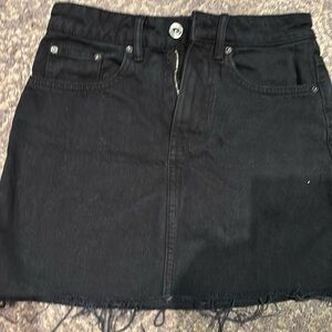 Zara black denim jeans skirt in xs